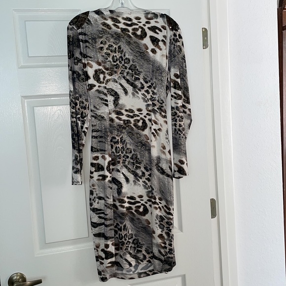 Gorgeous Cache Dress / animal print an Gold shimmer Beads/Sequins at shoulder - Picture 2 of 7